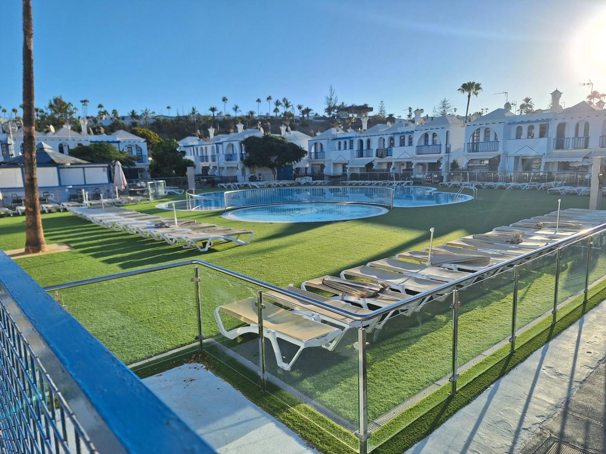 Poolfront Bungalow プラヤ・デル・イングレス エクステリア 写真